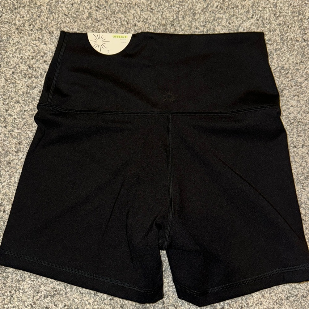 AERIE black biker shorts size MEDIUM never worn!
